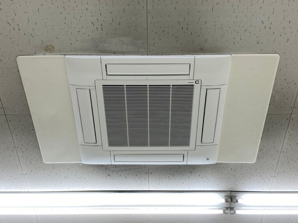 三菱重工 業務用エアコン 群馬県 店舗交換工事ストレスなく エアコンの 風 を調整 業務用エアコンのエアコン総本店