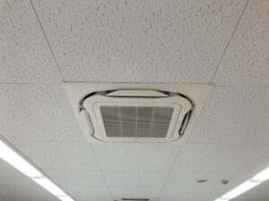 【神奈川県大和市】ダイキン 天カセ四方向 SZRC63BYT の施行事例