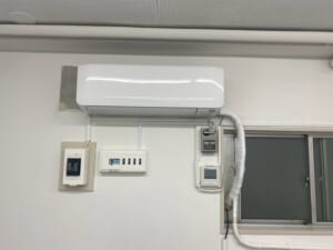 【東京都千代田区神田】三菱重工 FDKV566H6S 事務所の壁掛形エアコン更新工事 の施工事例
